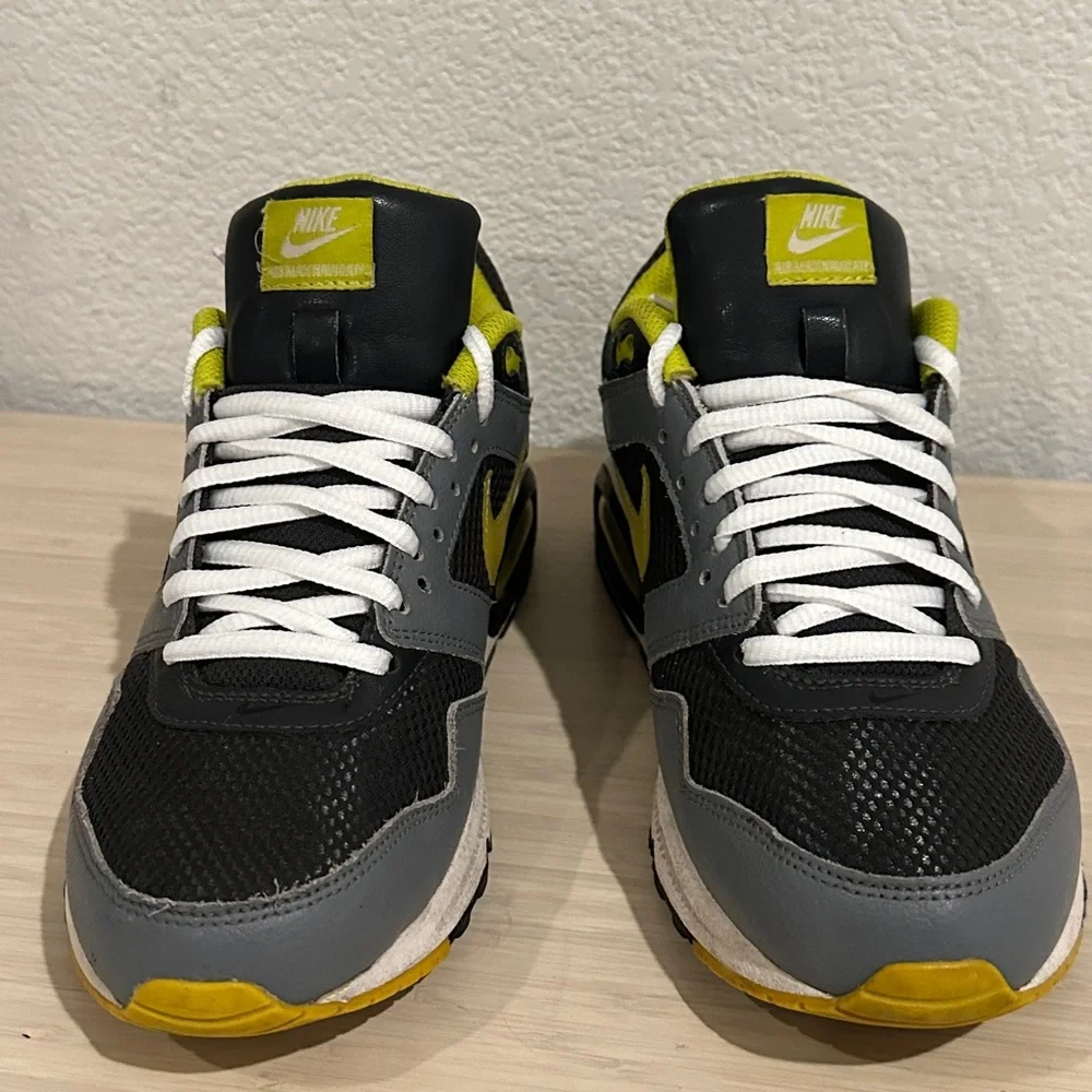 Nike Air Max‎ Navigate GS Athletic Shoe Youth Boys Size 7  Black Yellow